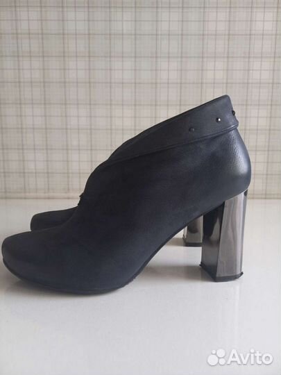 Ботильоны женские 37 размер нат.кожа фирма carnaby