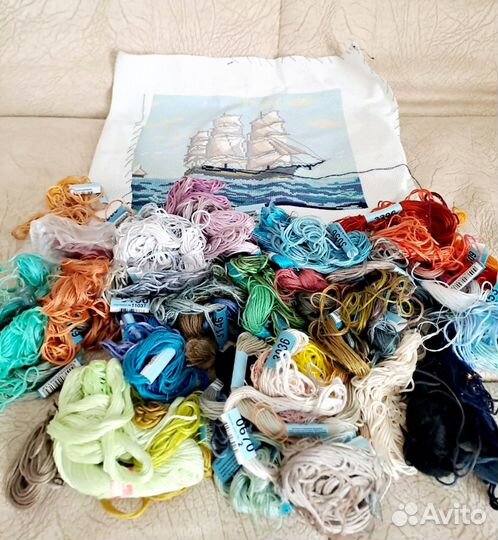 Пяльца для вышивания + мулине и вышивка