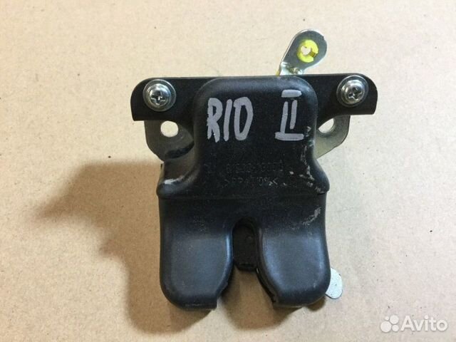 Замок багажника Kia Rio 2005-2011