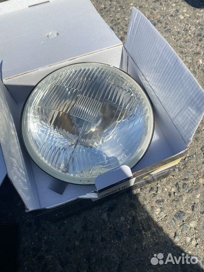 Фары на Ниву