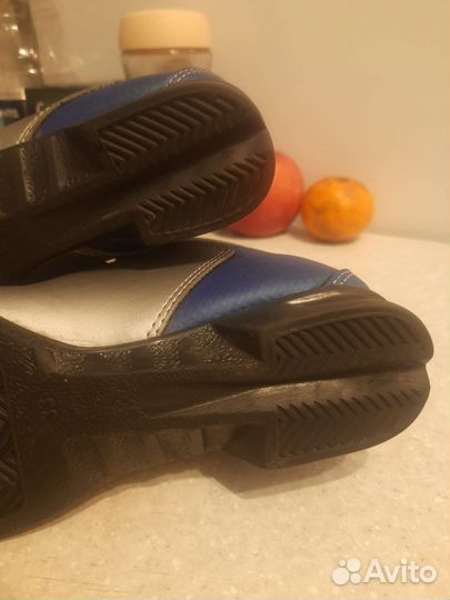 Лыжные ботинки классические