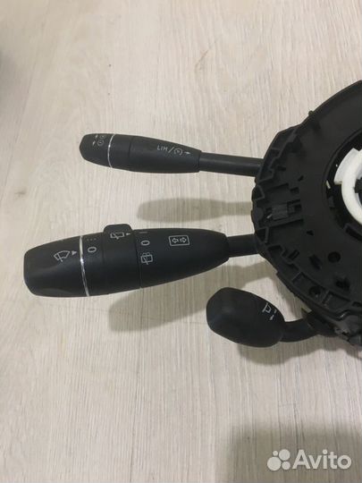 Блок подрулевых переключателей Mercedes Benz C230