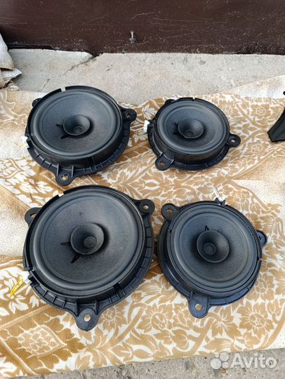 Штатная магнитола LADA vesta и колонки