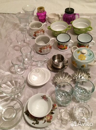 Графин Супницы Рюмки Чашки чайн Ножницы Салфетки