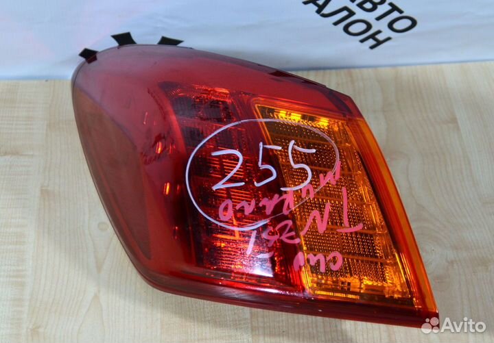 Стоп сигнал Nissan Murano