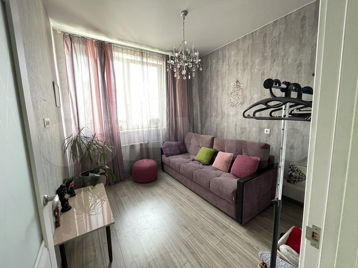 4-к. квартира, 95 м², 2/3 эт.