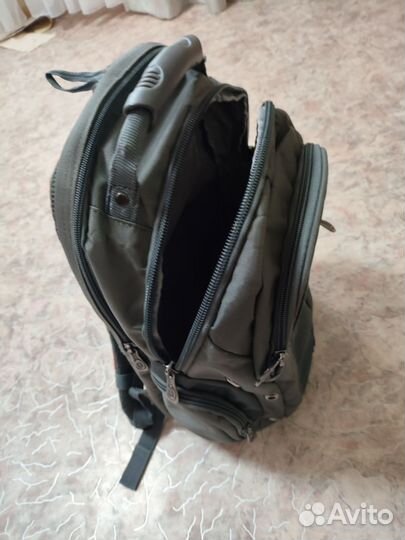 Рюкзак школьный
