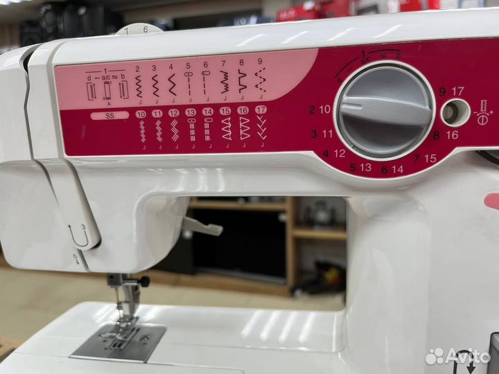 Швейная машина Brother XR-14