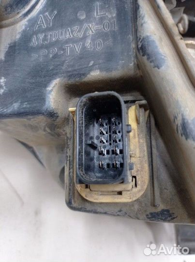 Фара передняя левая УАЗ Патриот