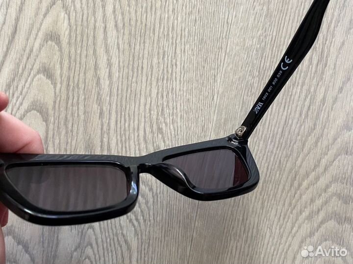 Солнцезащитные очки Zara