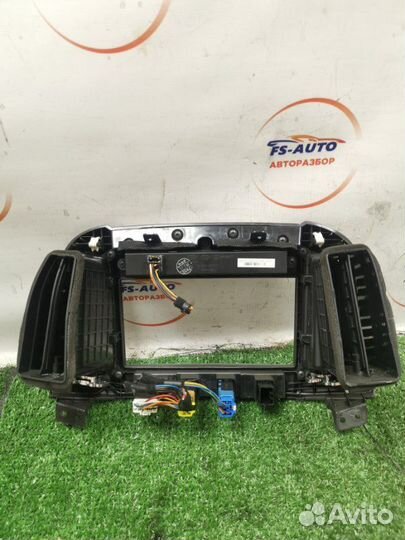 Рамка магнитолы Hyundai Santa-Fe 2 SUV 2.2 дизель