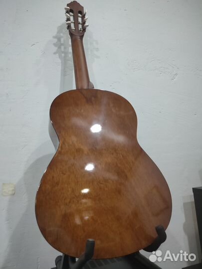 Классическая гитара yamaha c40