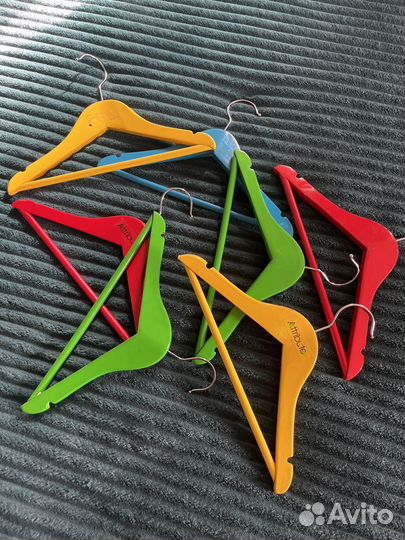 Плечики детские