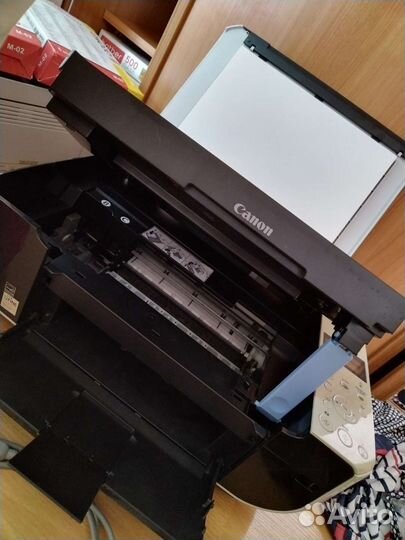 Принтер сканер копир цветной Canon mp220