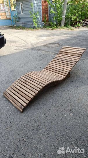 Шезлонг лежак деревянный