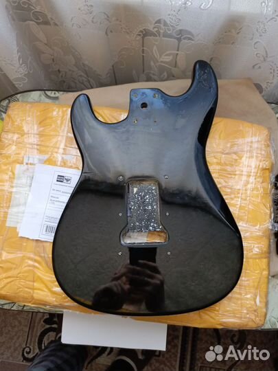 Фанерная дека формы stratocaster