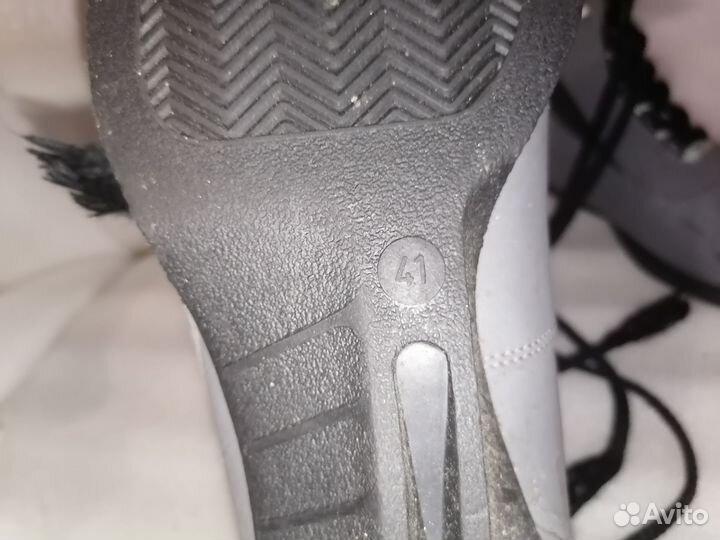 Лыжные ботинки