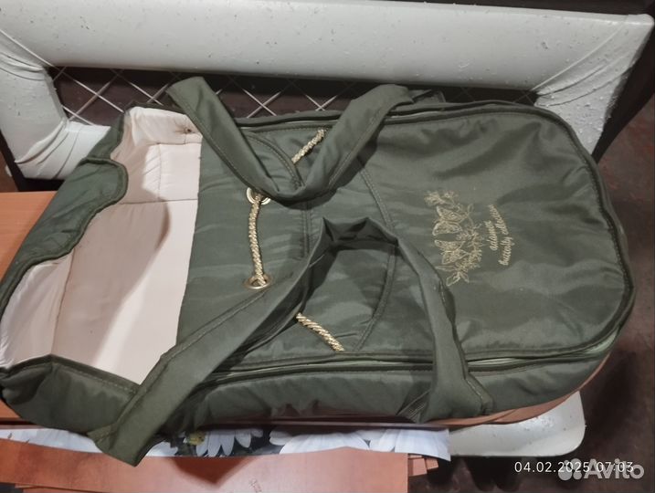 Детская зимняя коляска в полном комплеате