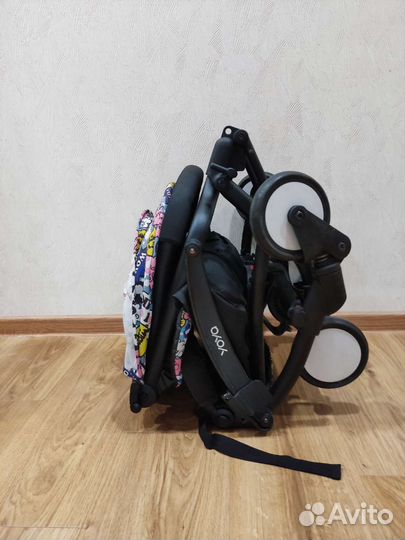 Прогулочная коляска yoya