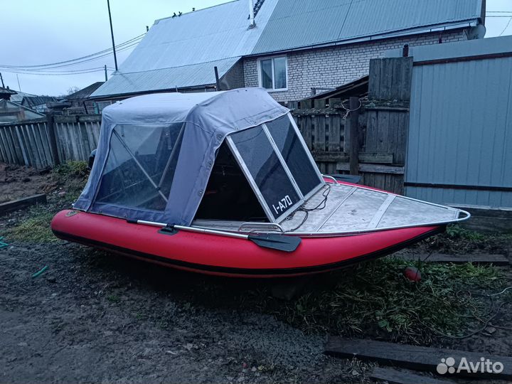 Продается лодка вместе с мотором