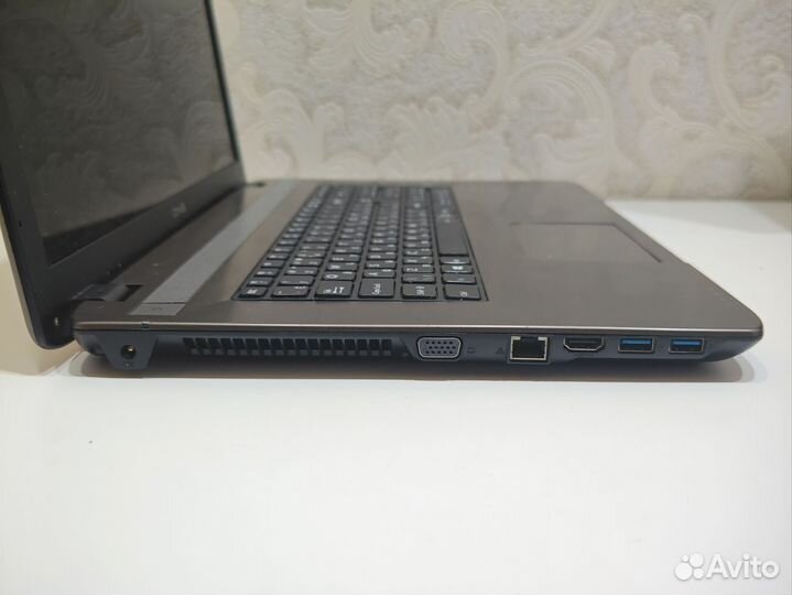 DNS C17A(i5/8gb/ssd/2gb GPU)