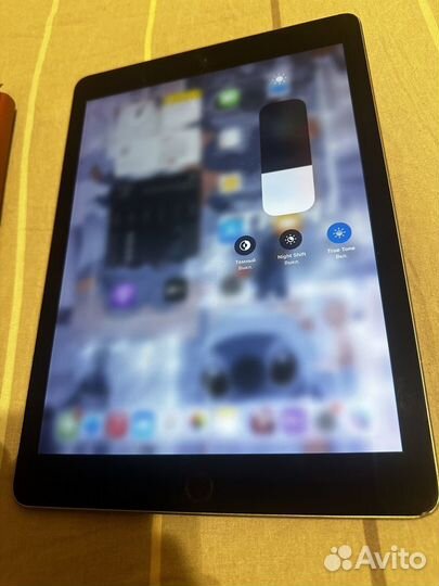 iPad pro 9.7