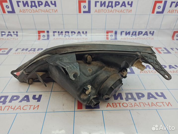Фара правая Chery Tiggo T11 T113772020. Дефекты