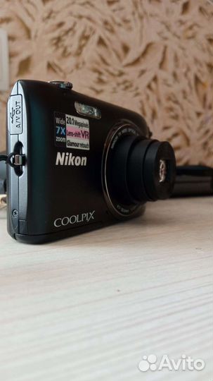 Компактный фотоаппарат nikon