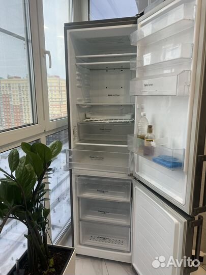 Холодильник бу LG