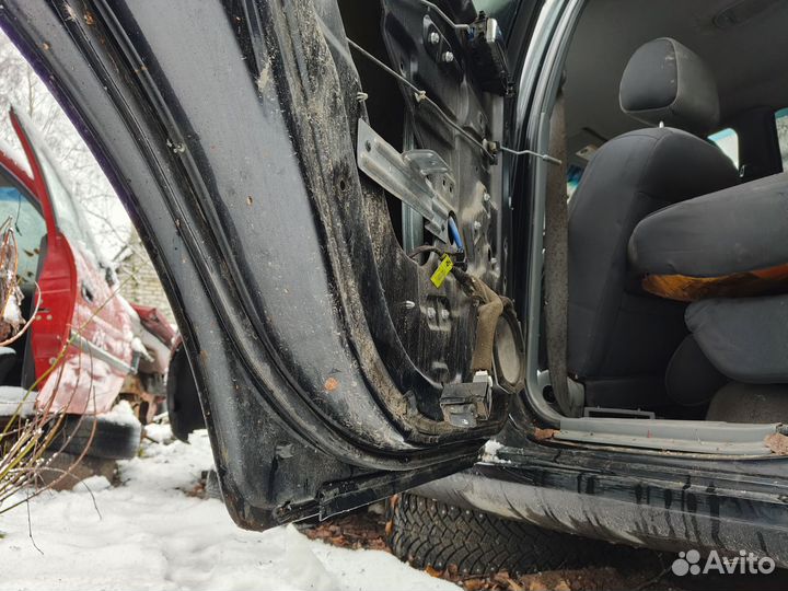 Задняя левая дверь Chevrolet Lacetti