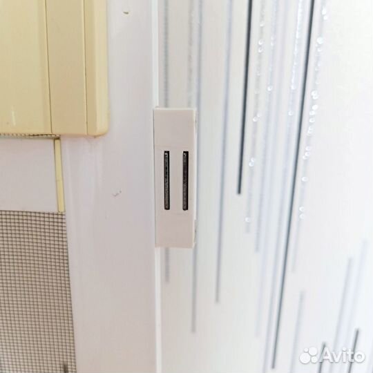 Маскитная сетка на балконную дверь