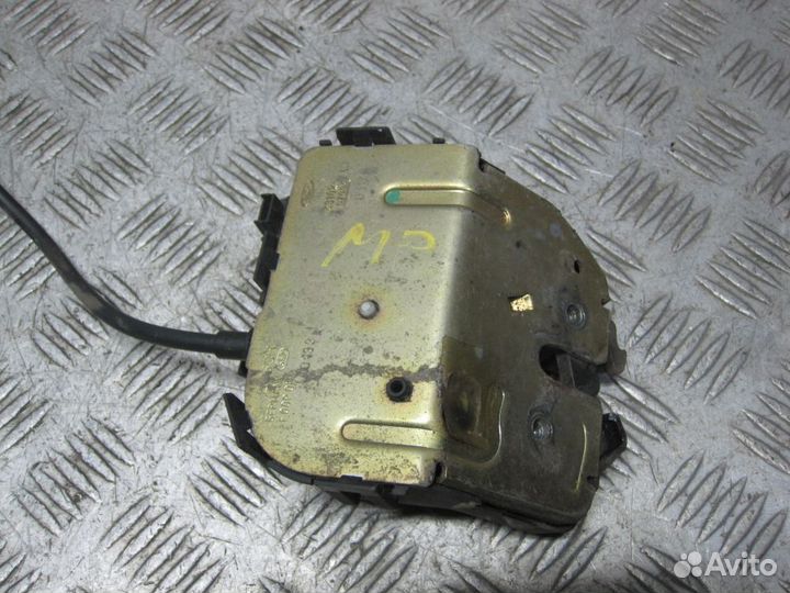 Замок двери багажника Ford Mondeo 3