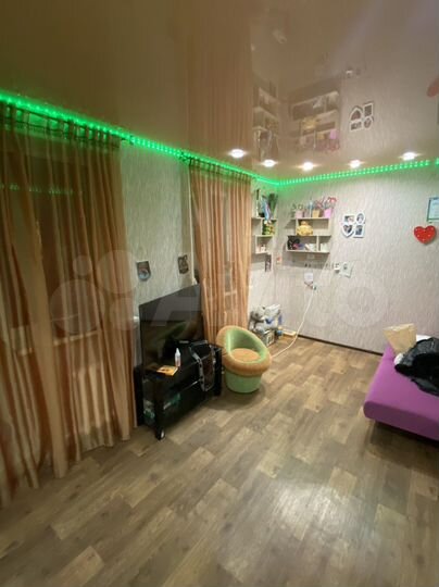 2-к. квартира, 61 м², 5/5 эт.