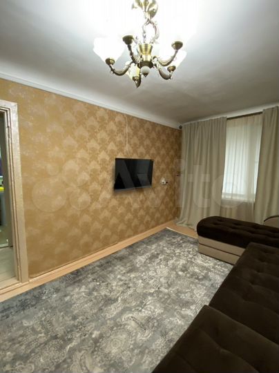 2-к. квартира, 42,3 м², 1/5 эт.