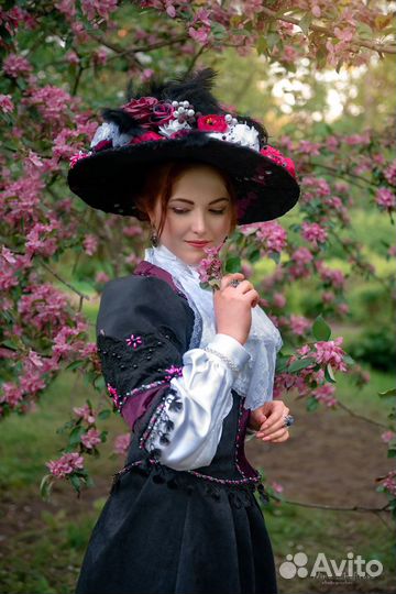 Костюм исторический 