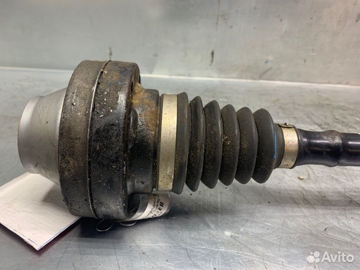 Шрус полуось привод Volkswagen Touareg 2002-2010