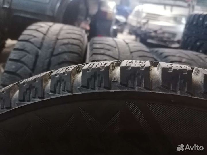 Bridgestone Ice Cruiser 7000 185/65 R15