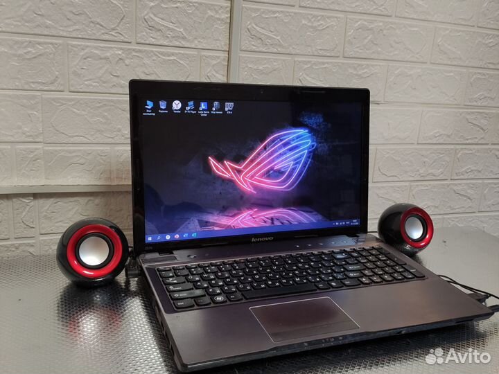 Отличный ноутбук Sony на core i5,с новым SSD