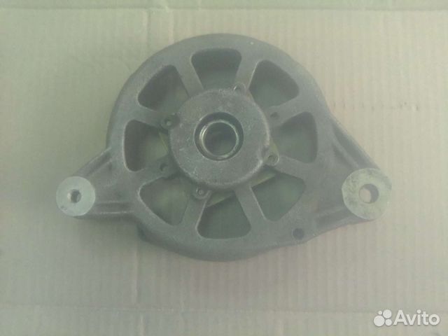 Крышка генератора передняя