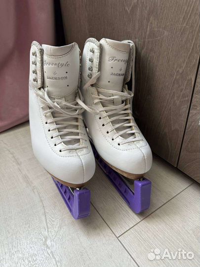 Фигурные коньки jackson freestyle 255