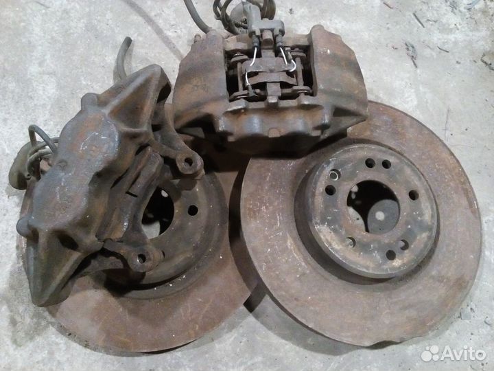 Суппорта Мерседес 124 Е500