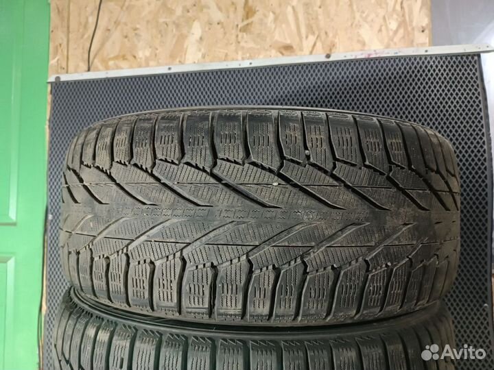 Nokian Tyres Hakkapeliitta R2 SUV 265/45 R21