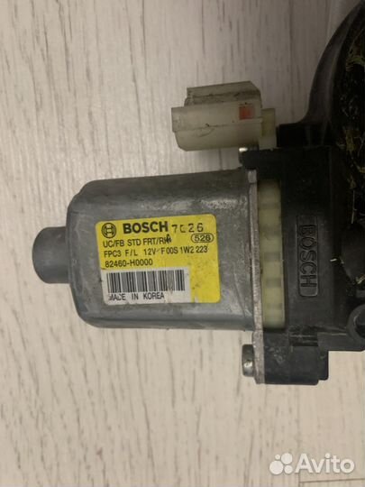 Стеклоподъемник передний правый Kia Rio 4 x-line