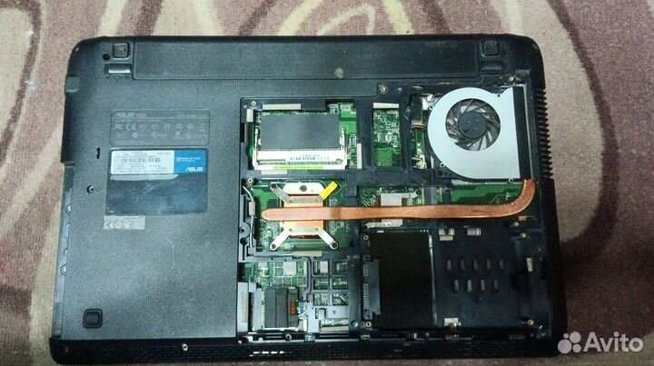 Ноутбук Asus X52N в разбор