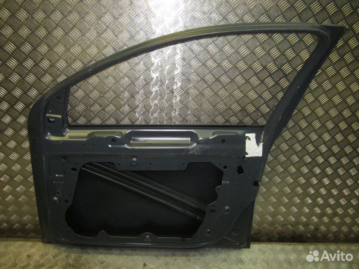 Дверь передняя правая для Фольксваген Гольф 6 VI
