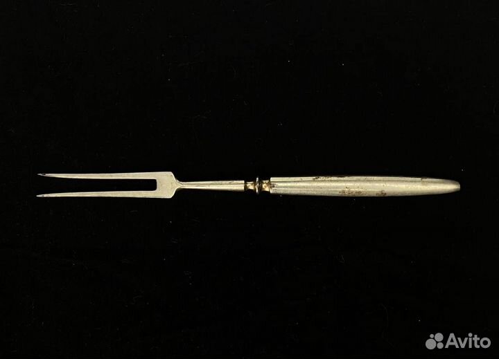 Вилка с двумя зубцами для мяса из мельхиора