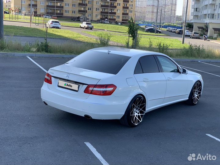 Mercedes-Benz E-класс 3.5 AT, 2009, 204 000 км