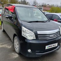 Toyota Noah 2.0 CVT, 2012, 170 000 км, с пробегом, цена 1 650 000 руб.