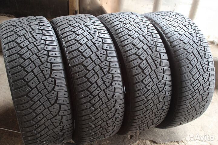 Continental IceContact 2 215/55 R17 98T