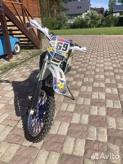 Suzuki ts200r